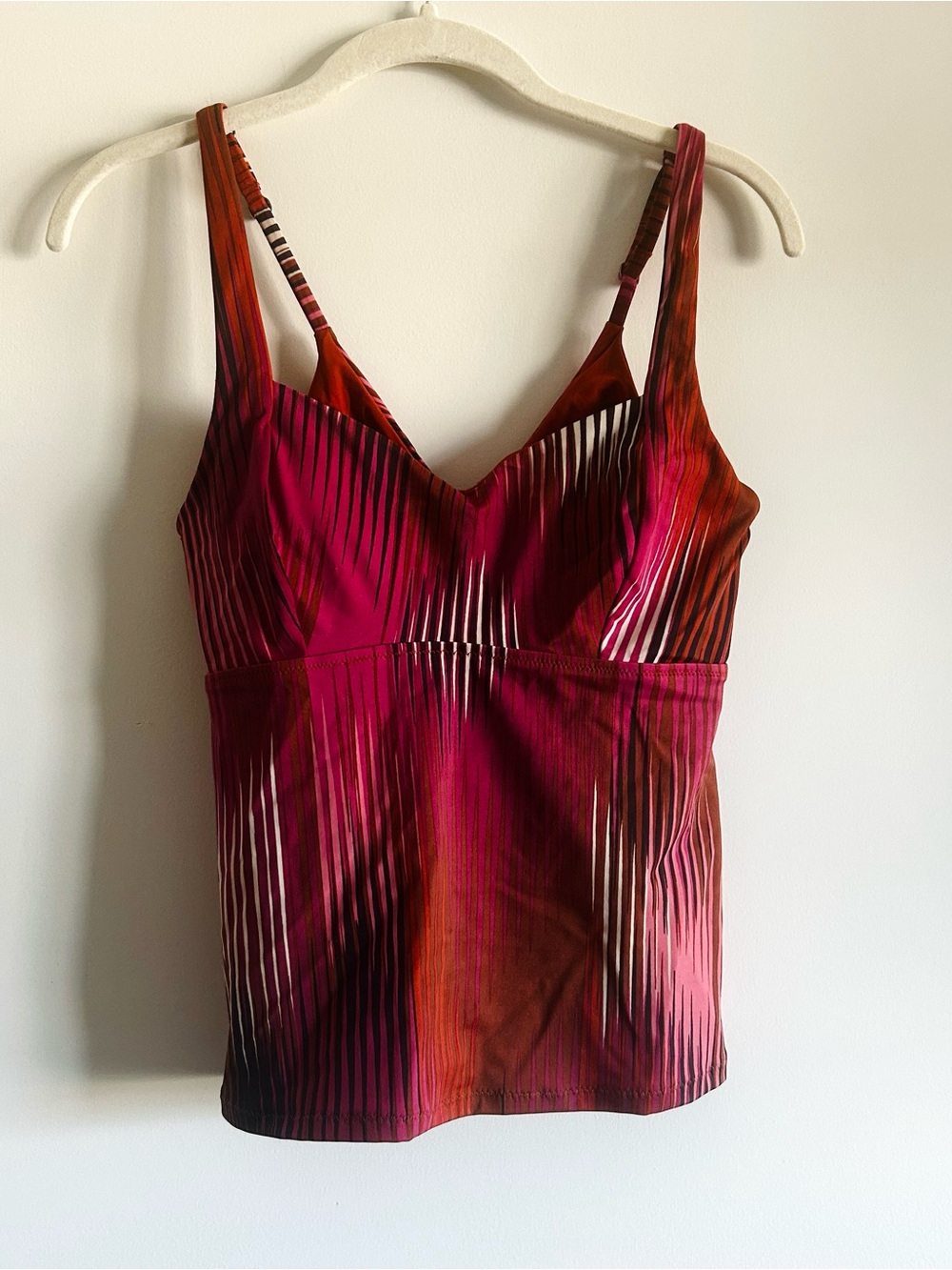 Athleta Ibiza Entwined Tankini, Warm Multi, Size 34B/C Bathing Suit Top